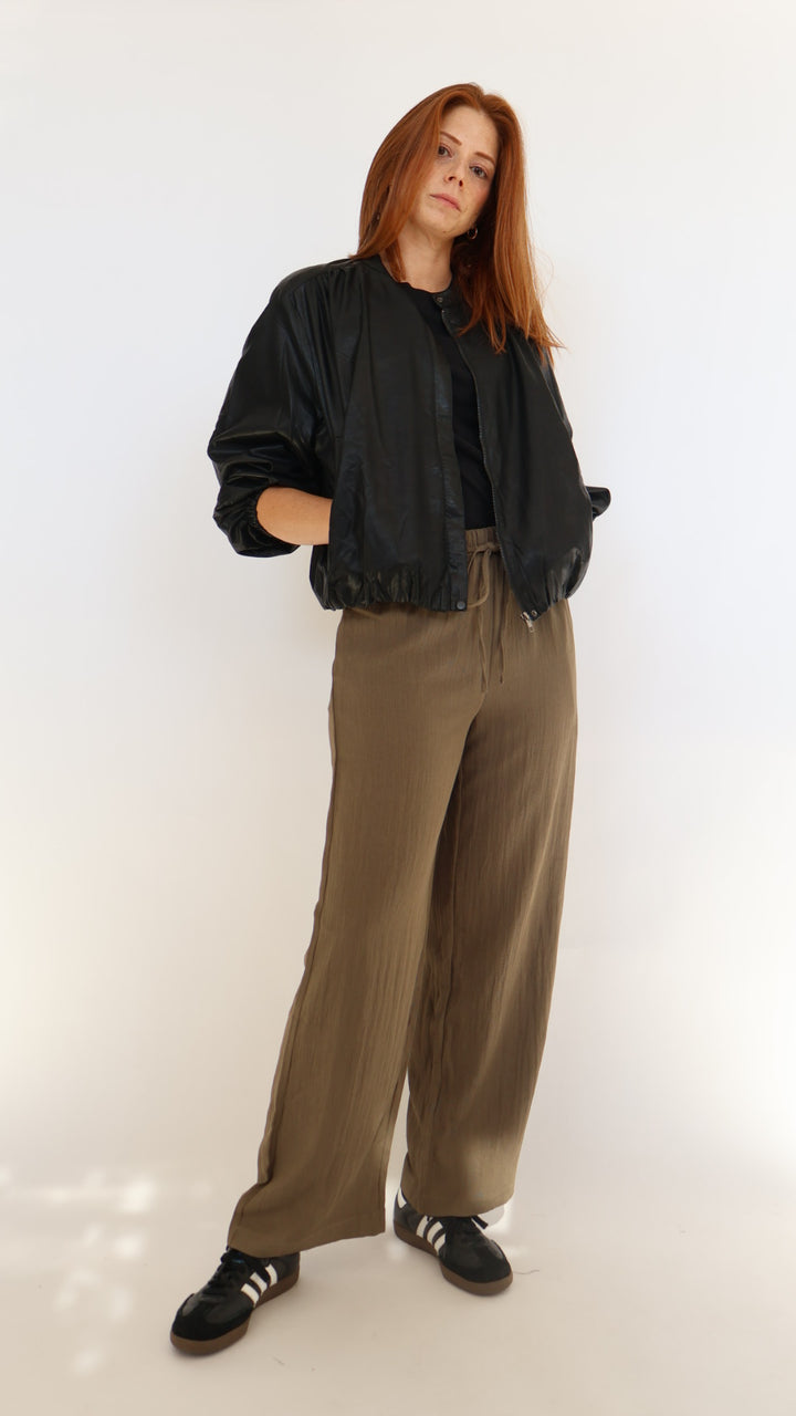 Drawstring Wide Leg Pant With Pockets