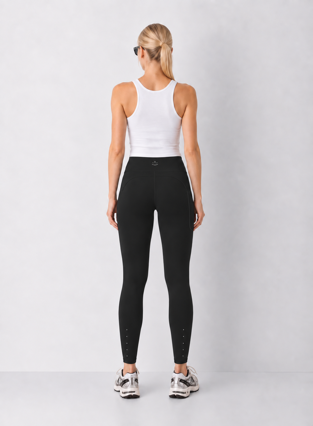 Beyond Yoga Pacer Fleece-backed Pocket Legging