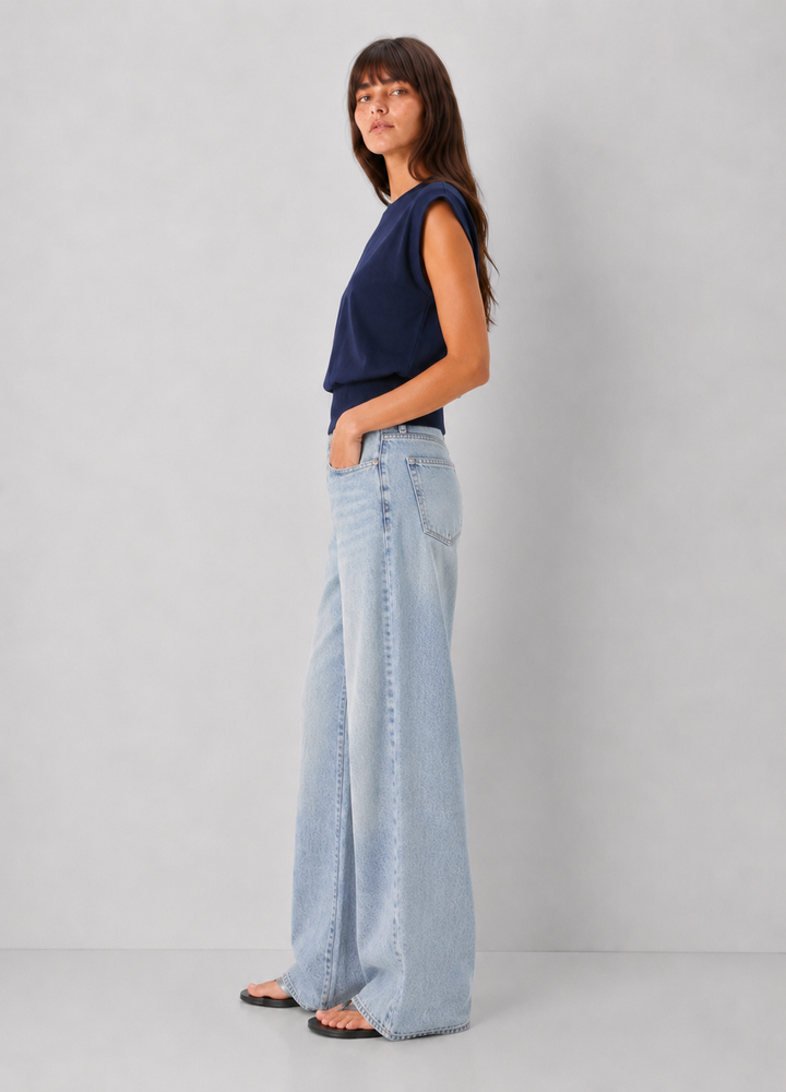Sleeveless Knitted Top