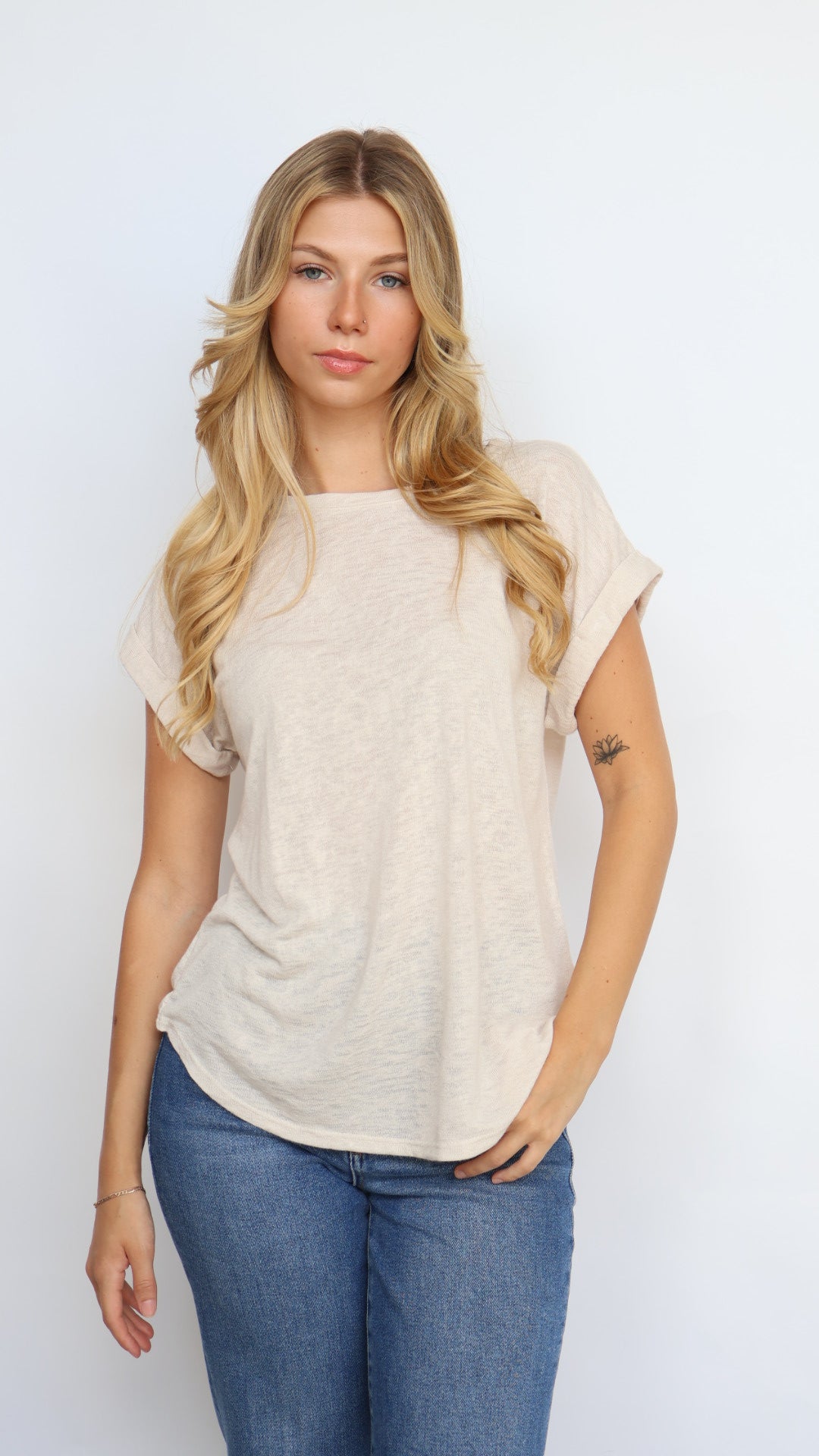 Women’s Rolled Sleeve T-Shirt
