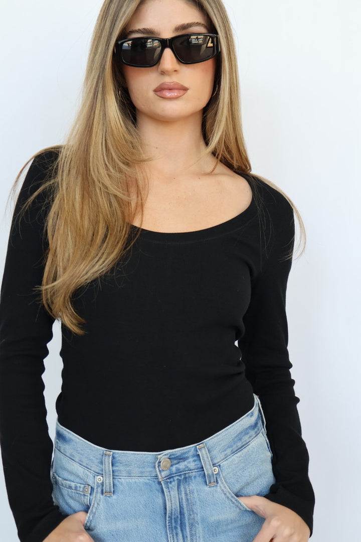 Ribbed Cotton Scoop Neck Long Sleeve Top