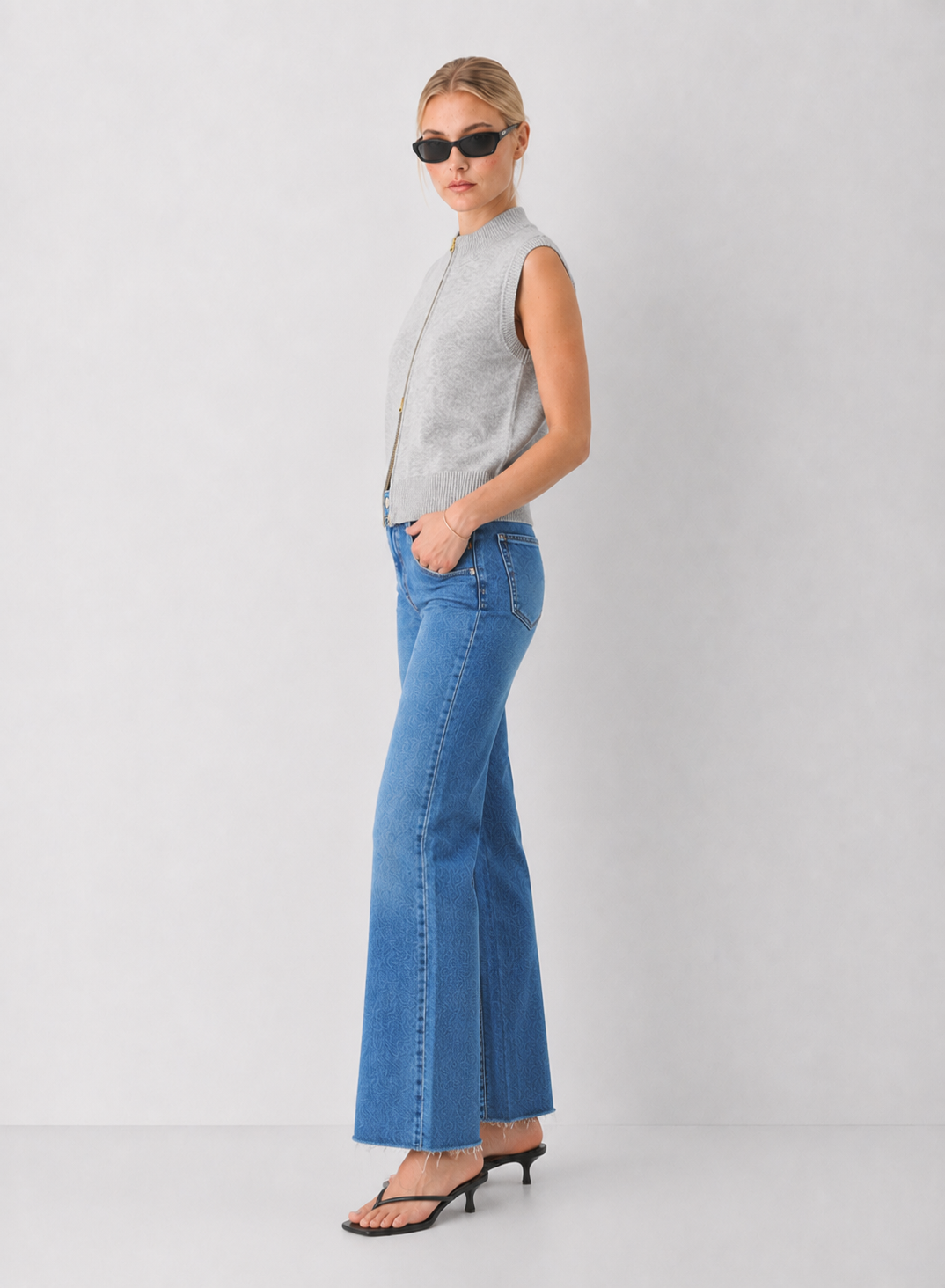 Sleeveless Zip Vest