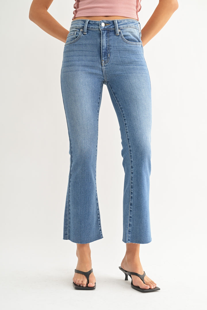 Lexie Petite Crop Flare Super Stretch Jeans