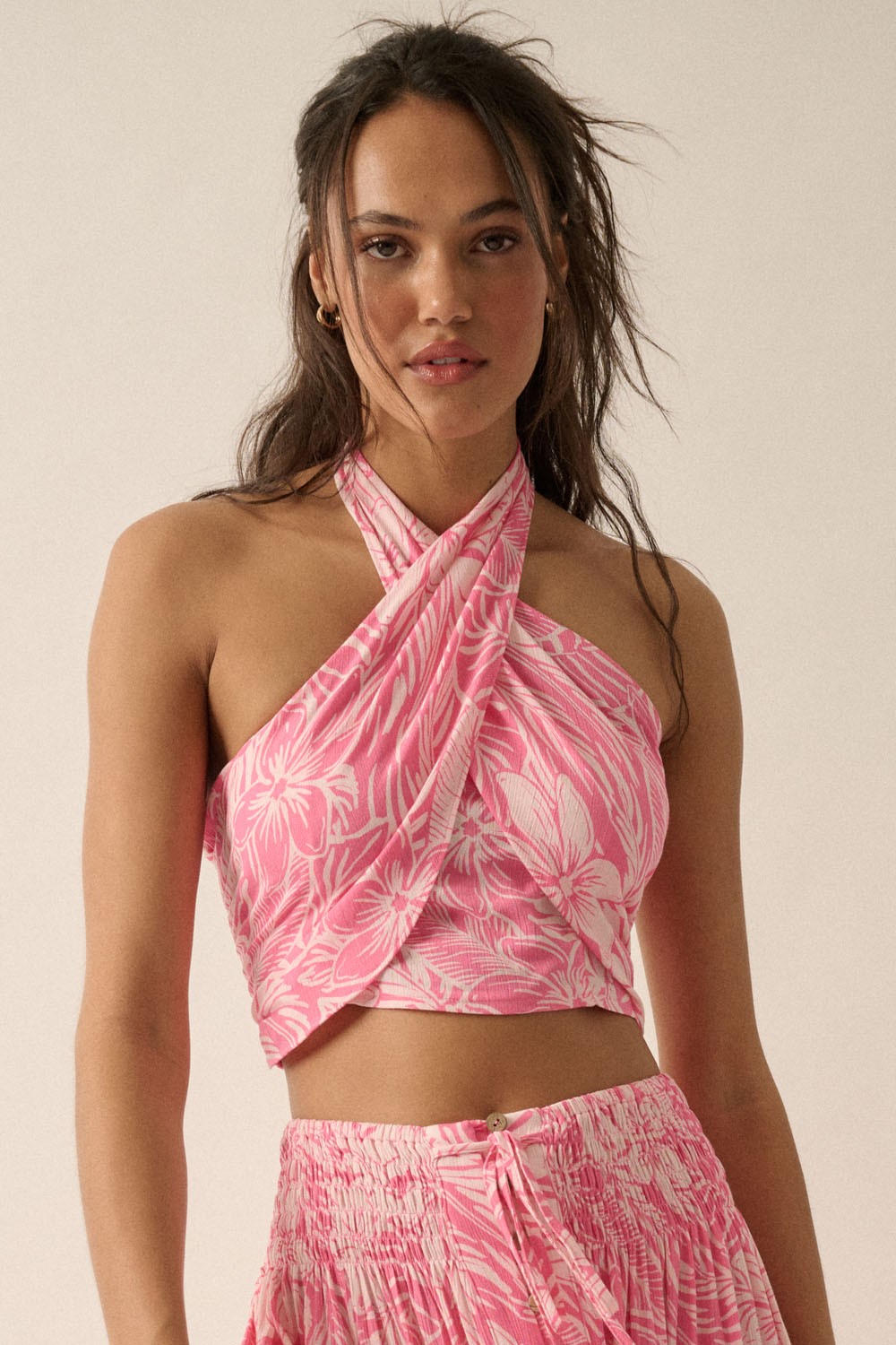 Floral Crisscross-Strap Cropped Halter Top