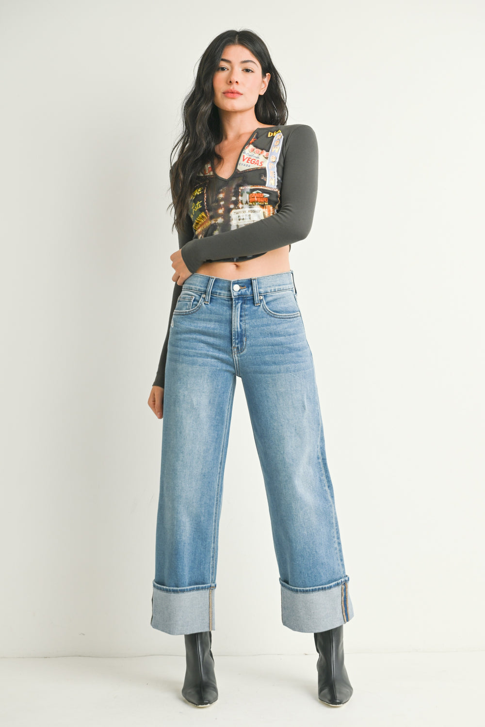 Petite Cuffed Slim Wide