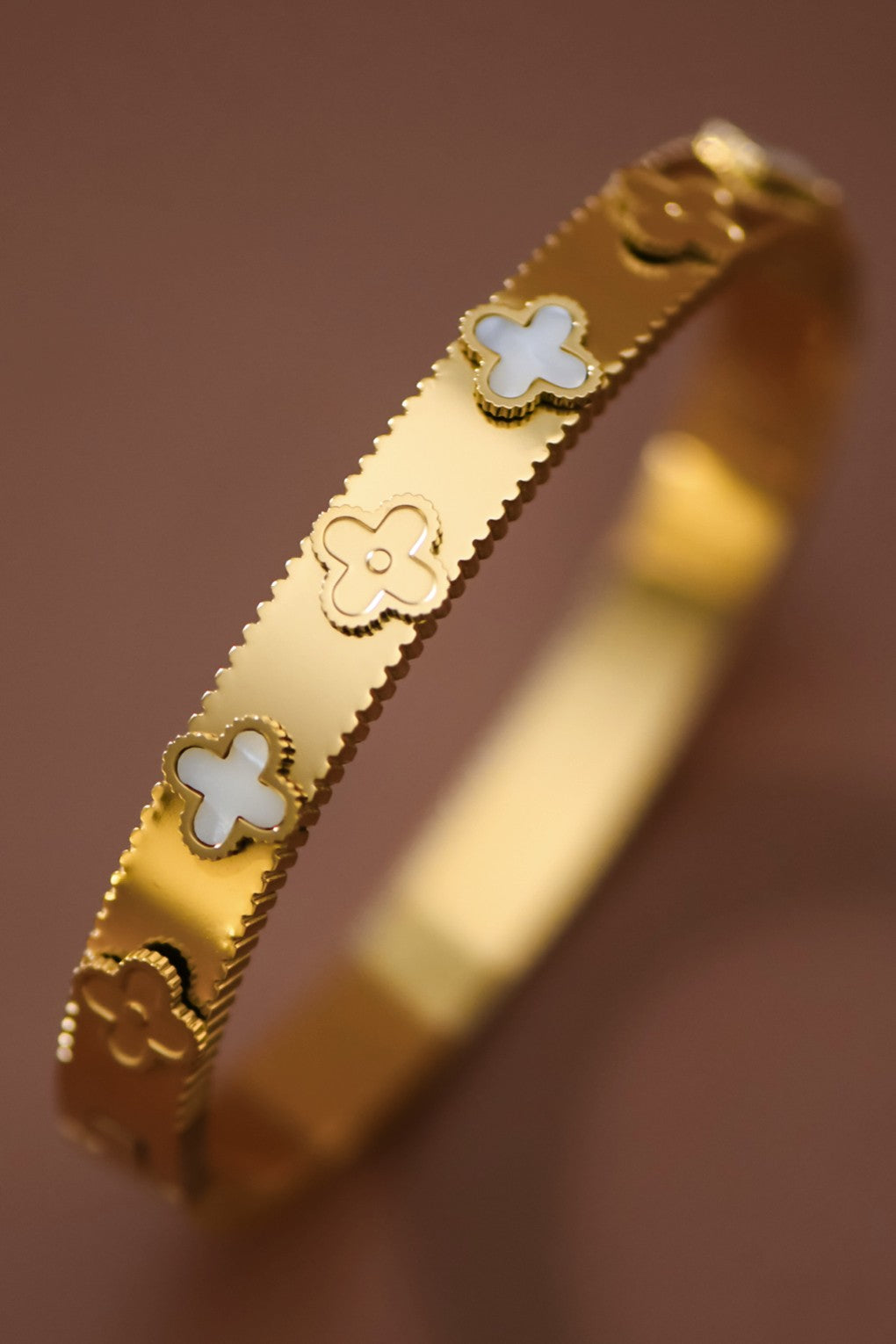 Clover Bangle Bracelet
