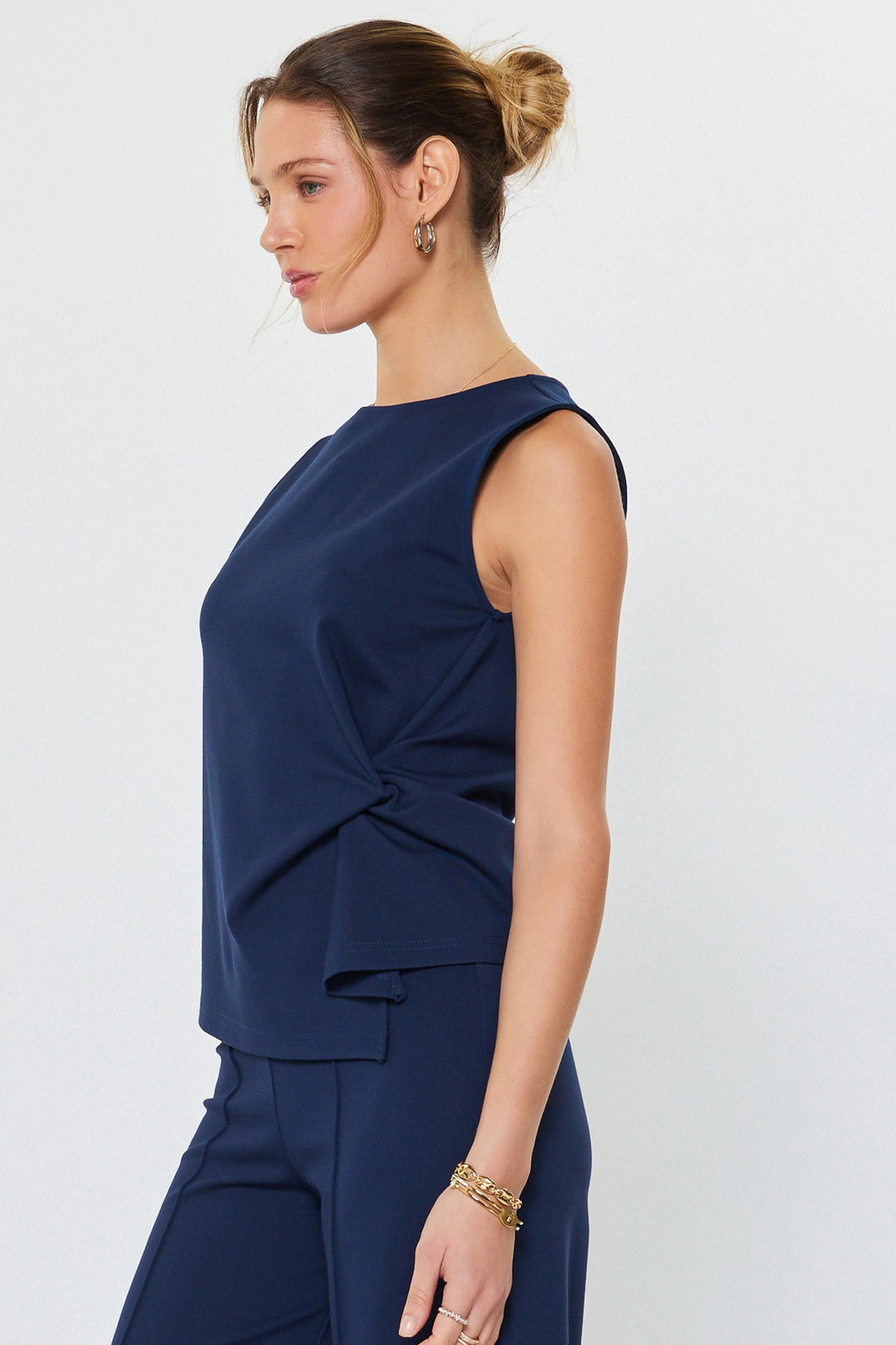 Twist Detail Sleeveless Top