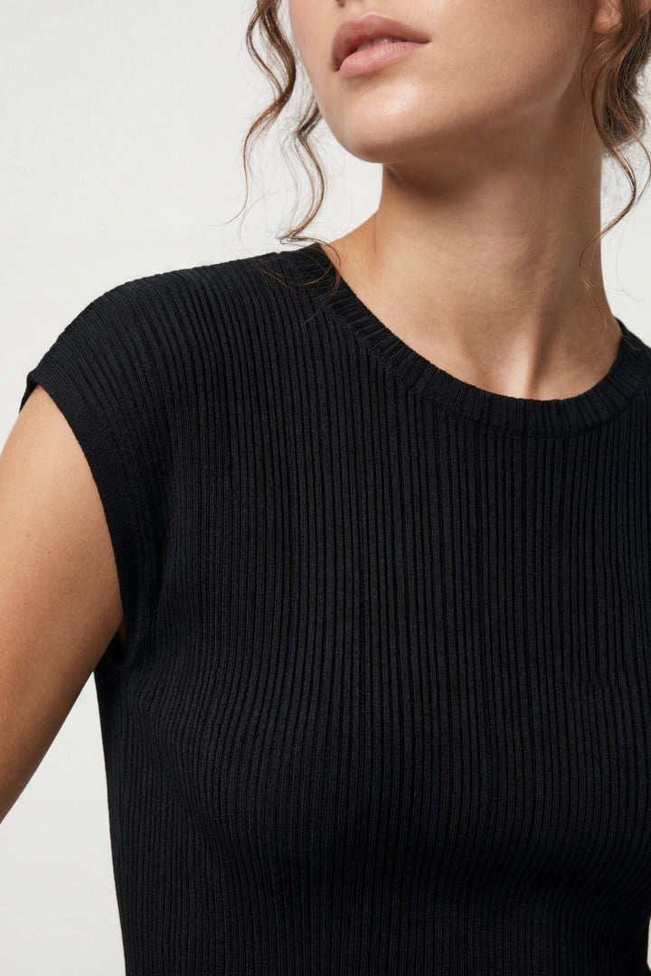 Fine Ribbed Knit Top