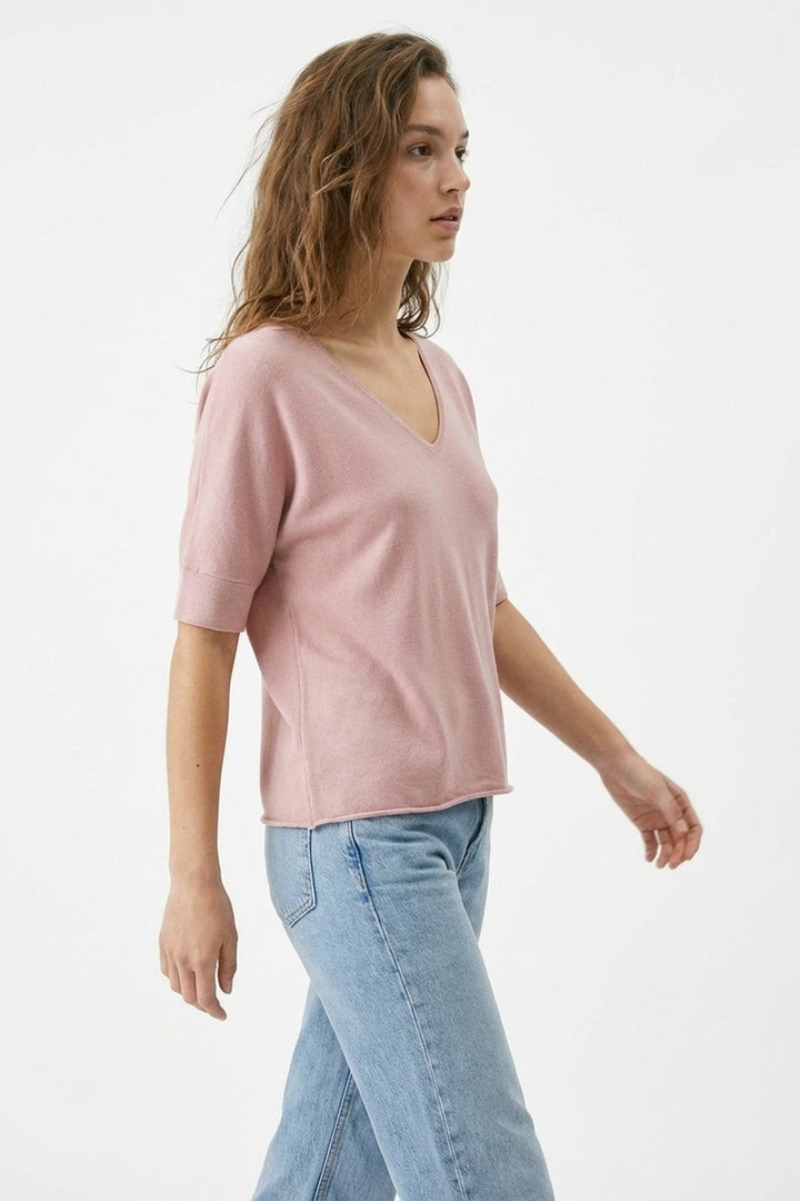 V-neck Short Sleeve Knit Top