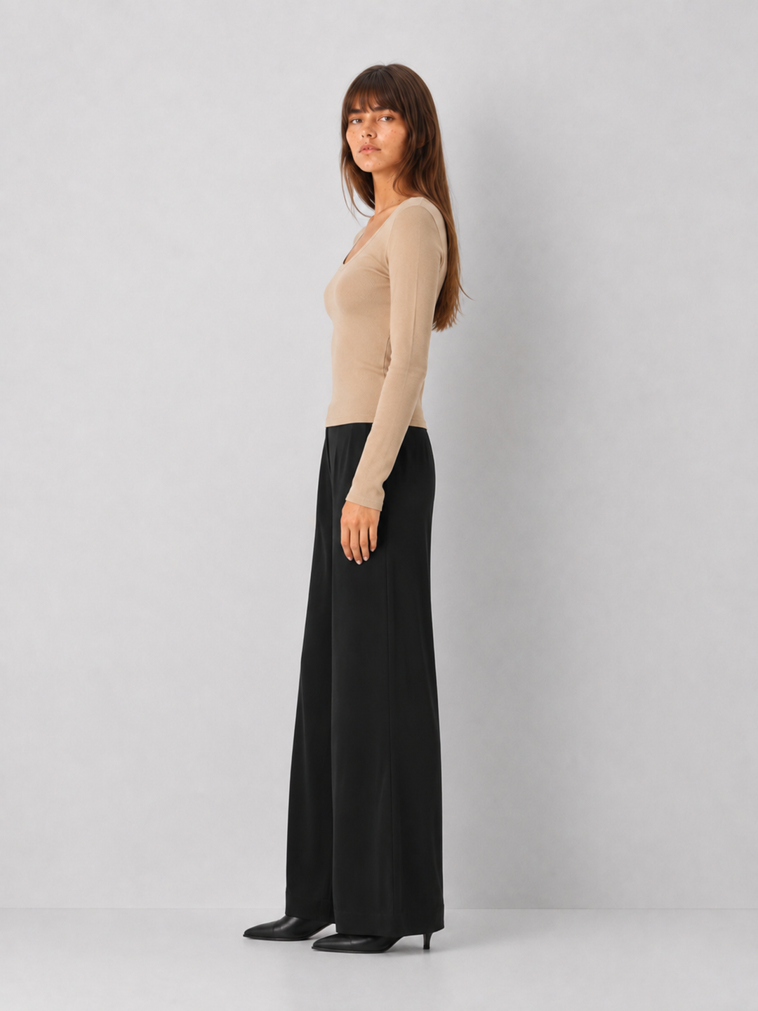 Ribbed Cotton Scoop Neck Long Sleeve Top
