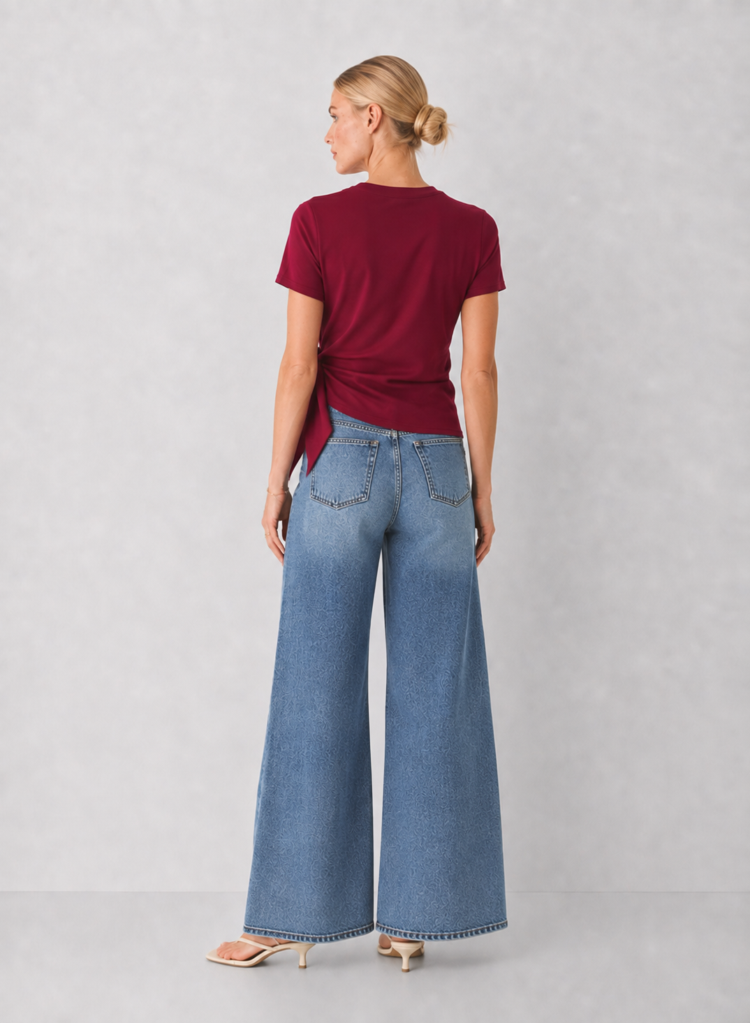 Modal Knot Top