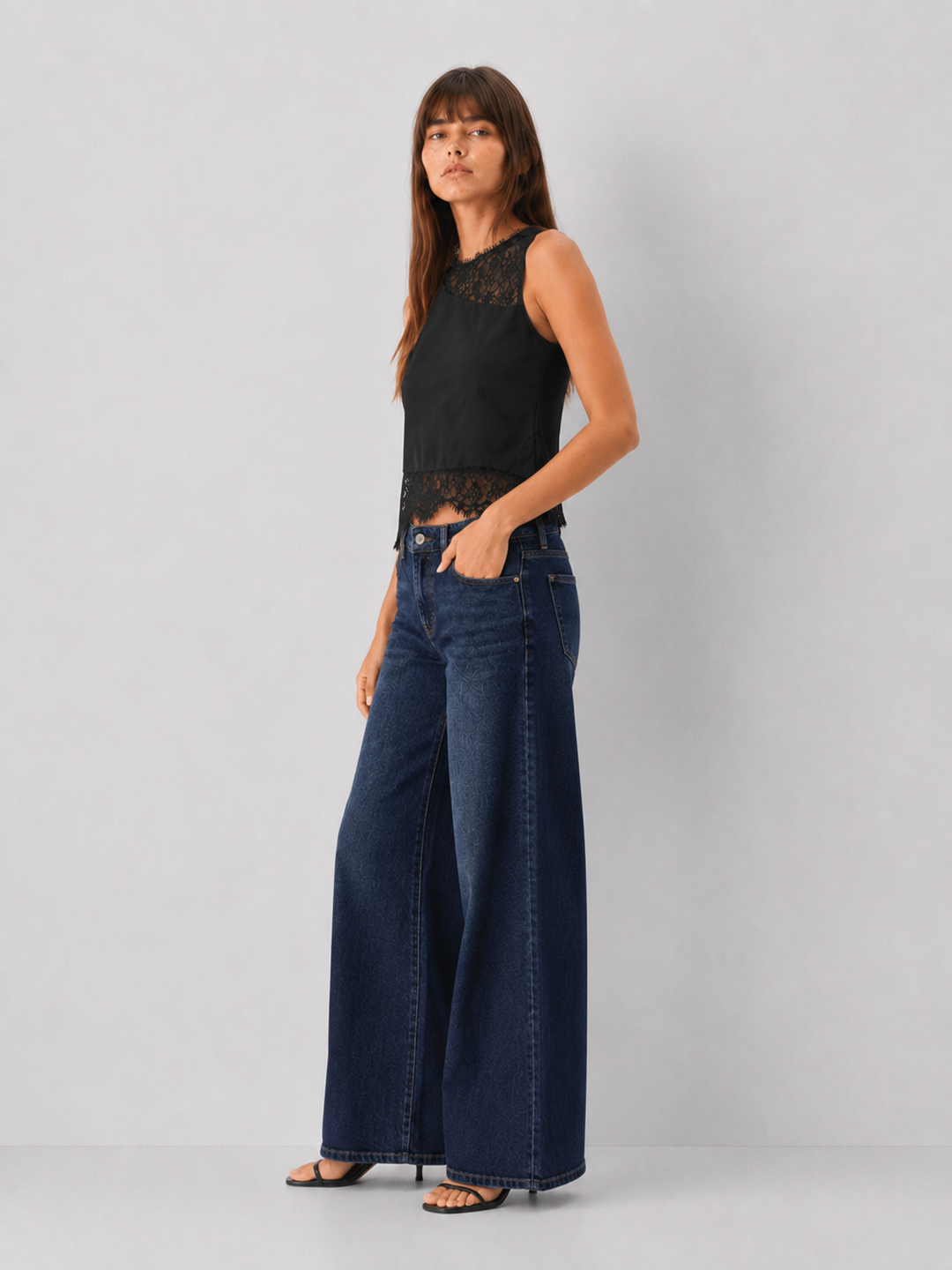 Lace Detail Sleeveless Top