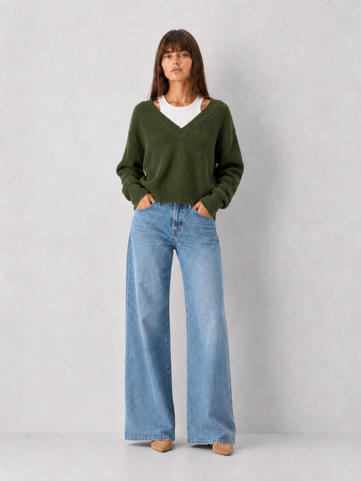 Elan Wren V-Neck Knit Sweater