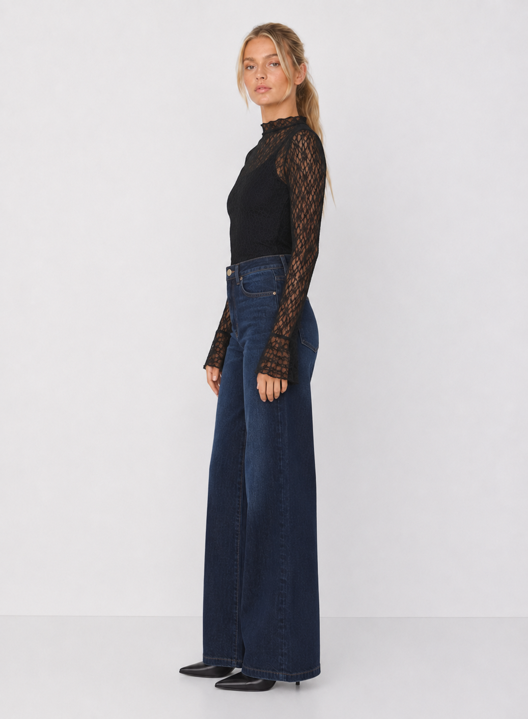 Amelie Lace Top