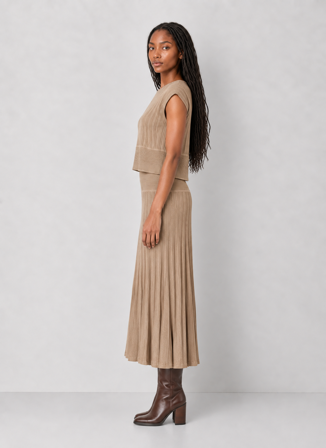 Elan Tessa Ribbed Knit Dress