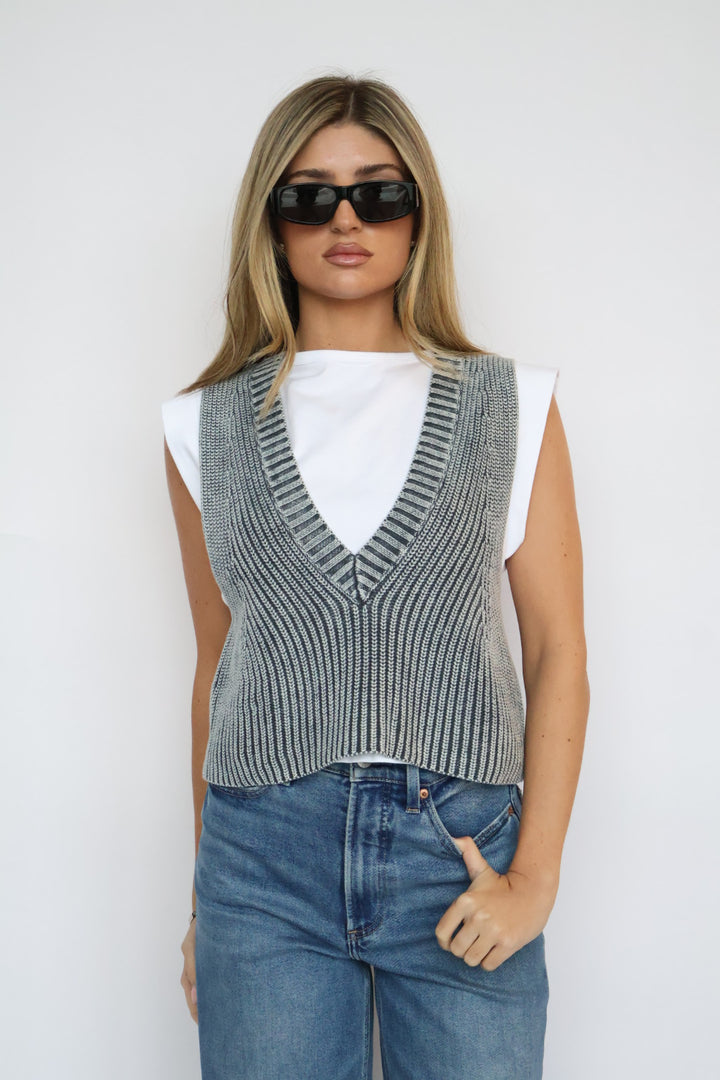 Sleeveless Layered Knit Top