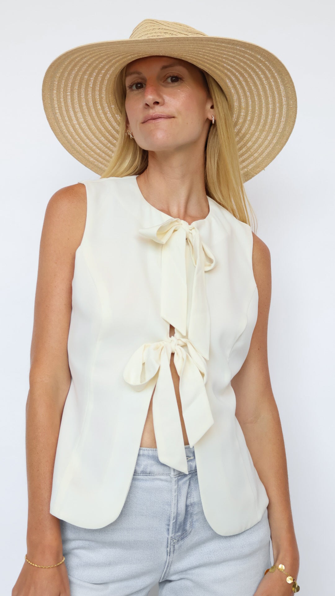 Polished Bow Tie Front Top