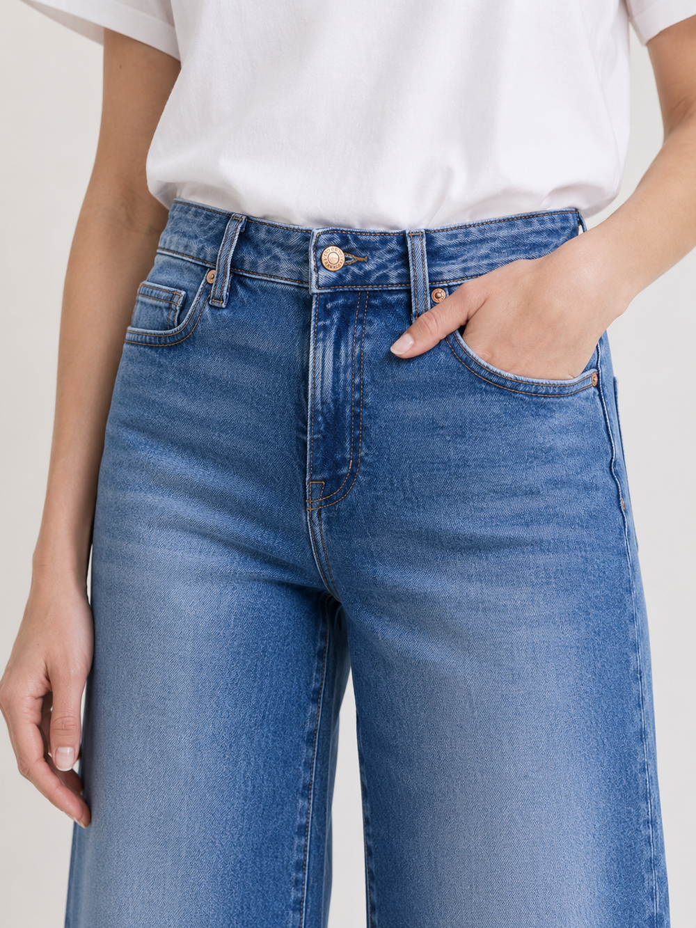 Hidden Mid Rise Cropped Dad Jean