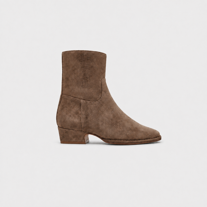 Preorder Steve Madden Dorene Ankle Booties - Suede