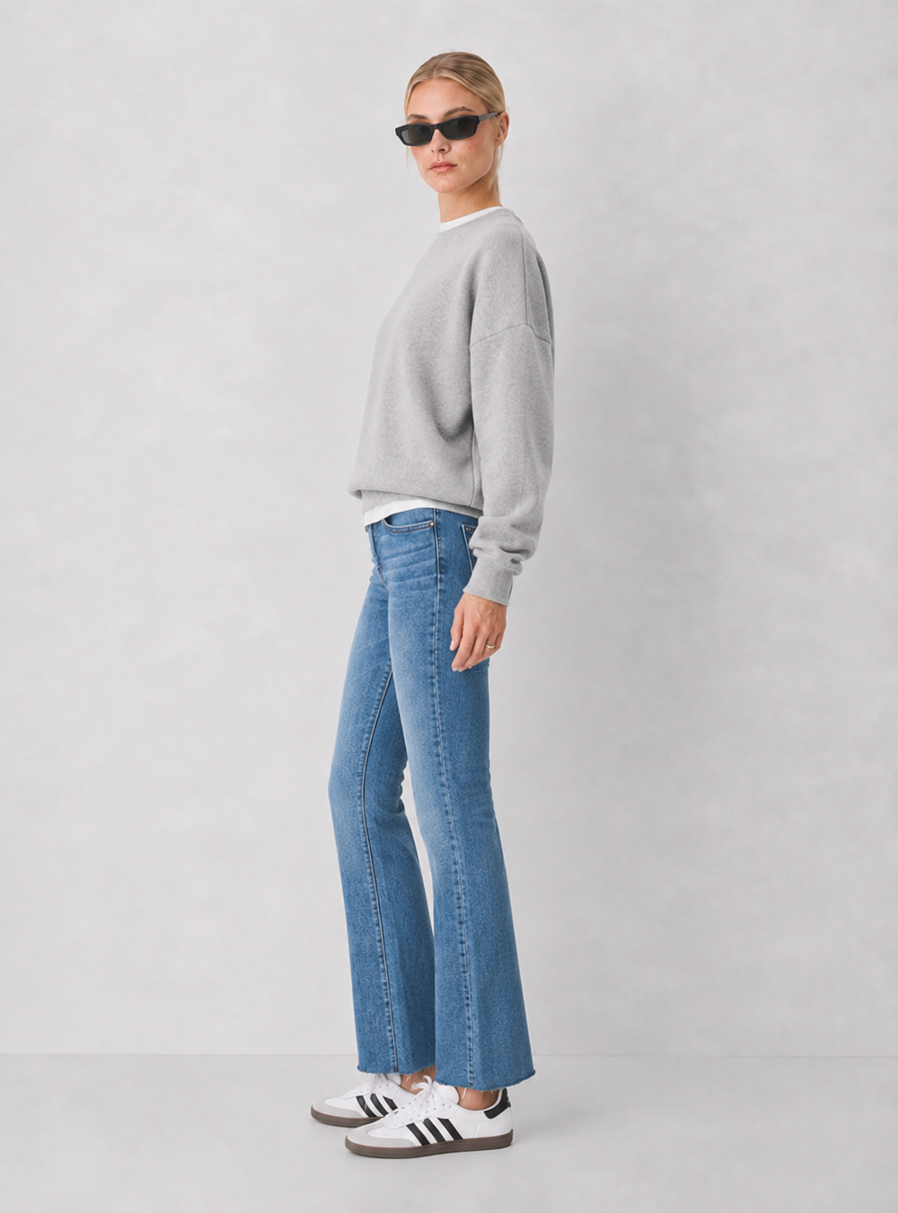 Sari Mid Rise Seamless Waistband Bootcut Jeans
