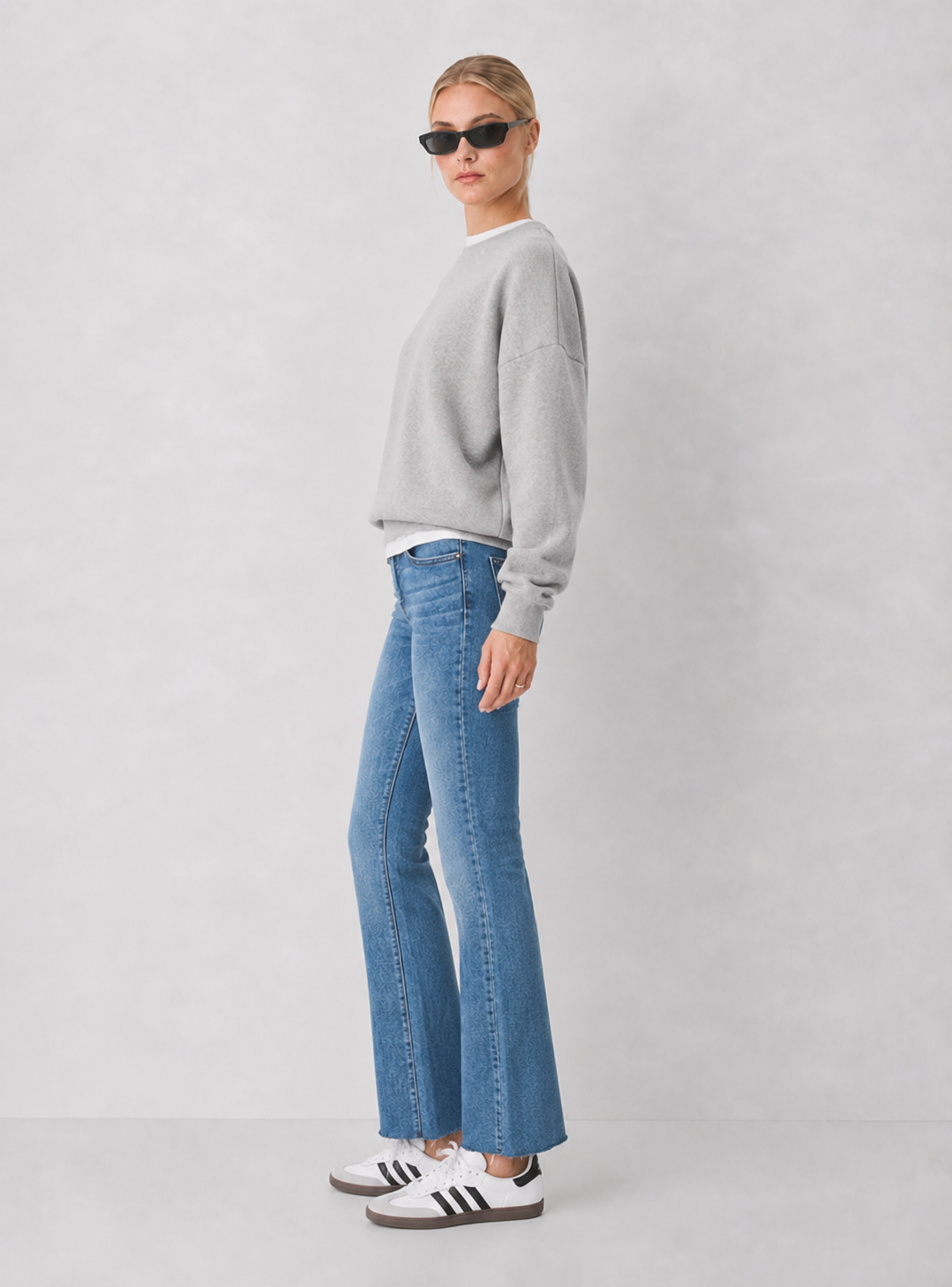 Sari Mid Rise Seamless Waistband Bootcut Jeans