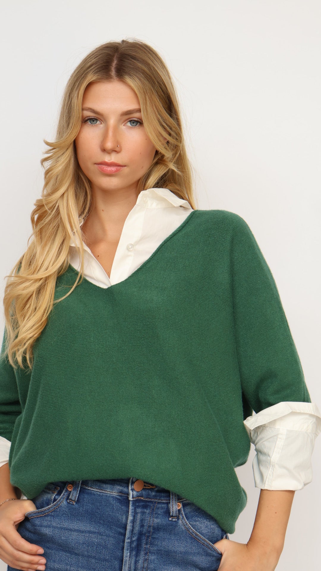 Pinch Butter Soft V-Neck Loose Fit Sweater – Hunter Green