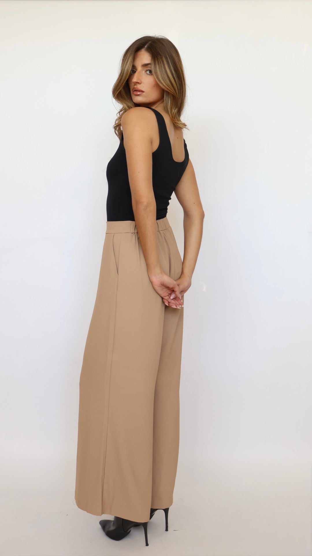 Pull-on Wide Leg Pants