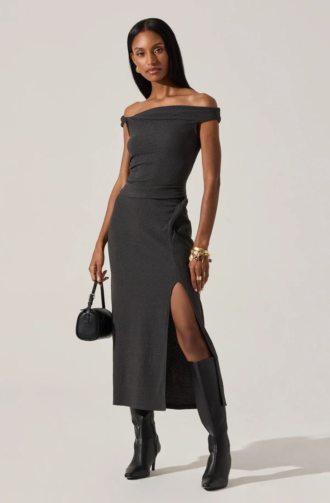 ASTR Lindy Off Shoulder Top