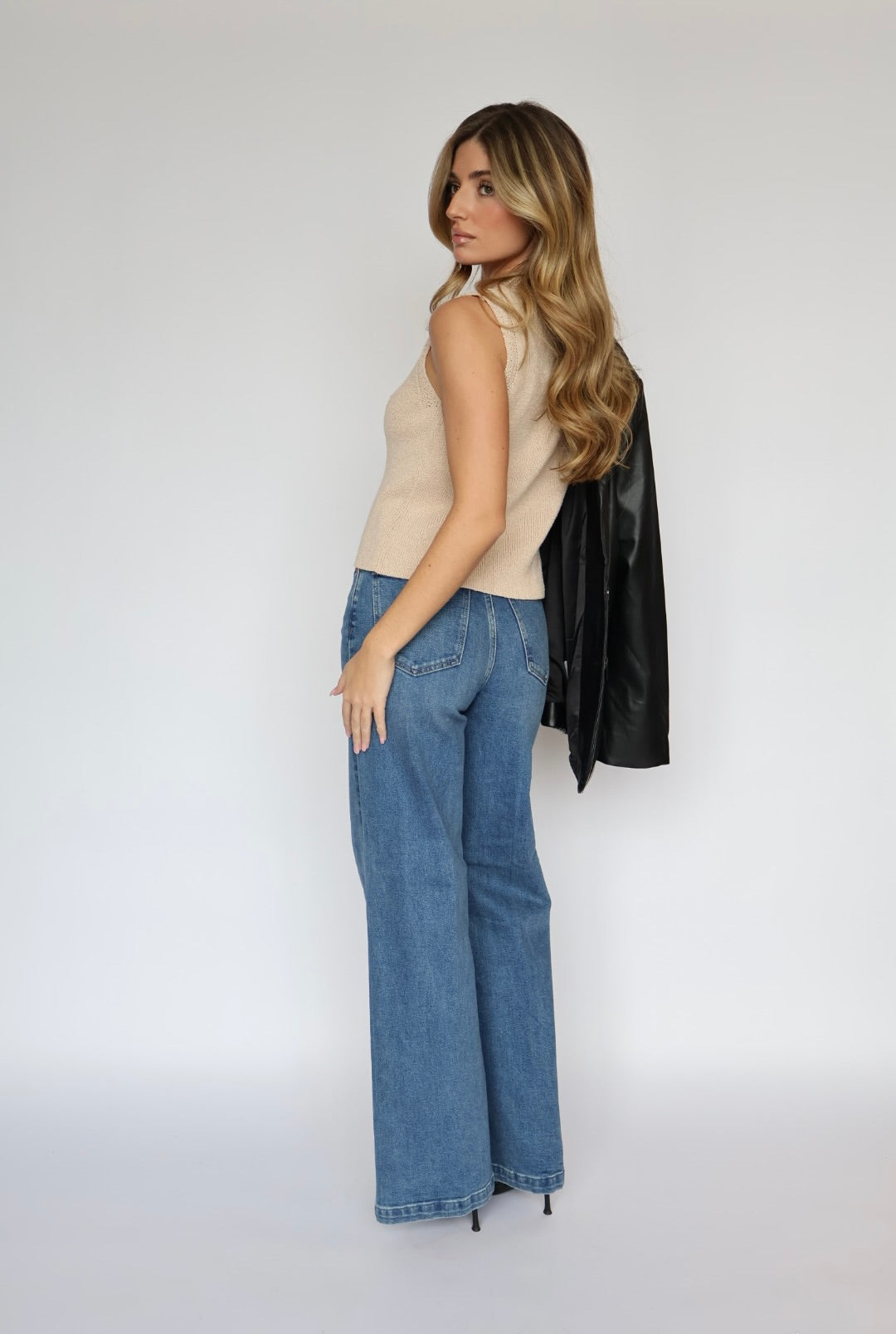 Sleeveless Sweater Vest