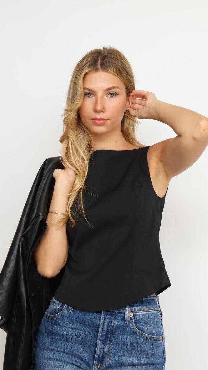 Structured Boat Neck Dress Top