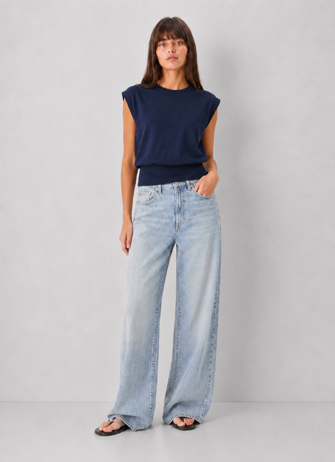 Sleeveless Knitted Top
