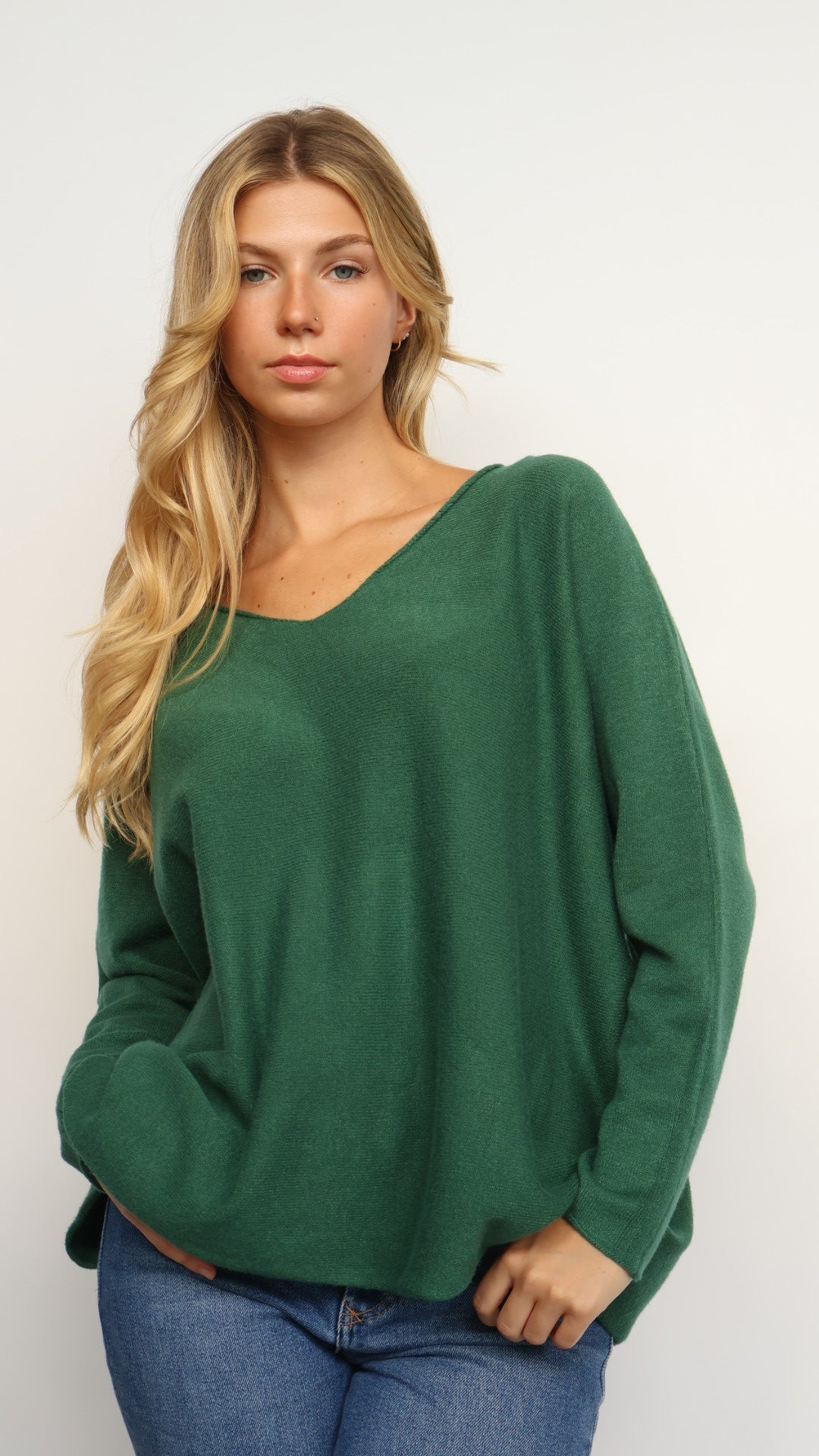 Pinch Butter Soft V-Neck Loose Fit Sweater – Hunter Green