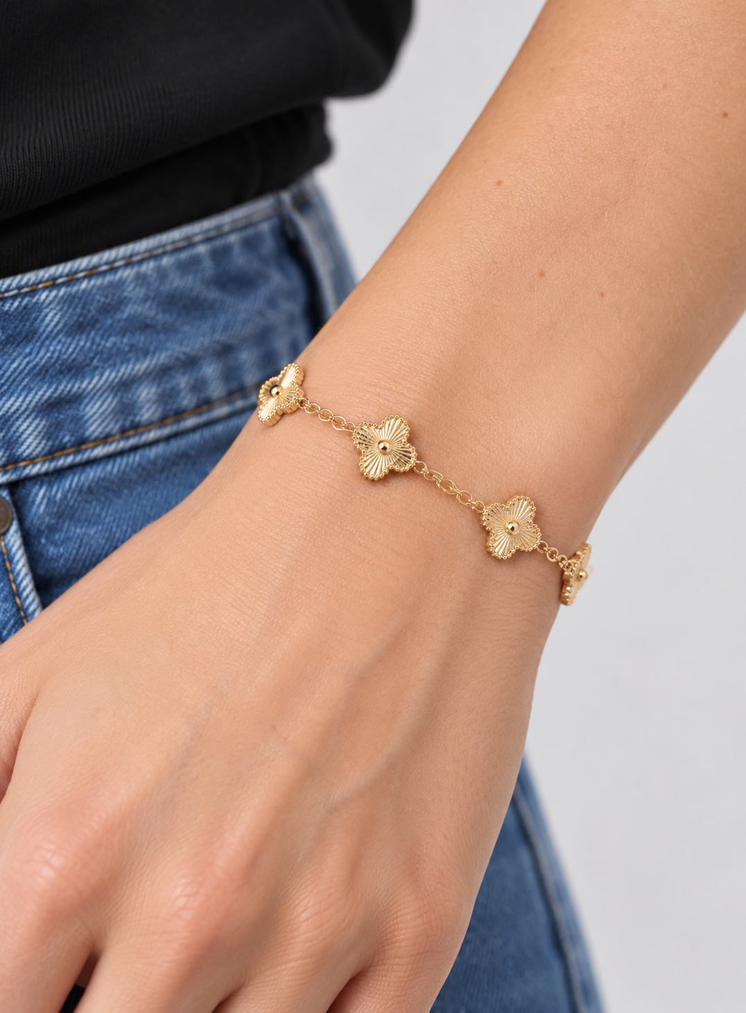 Caroline Clover Link Bracelet