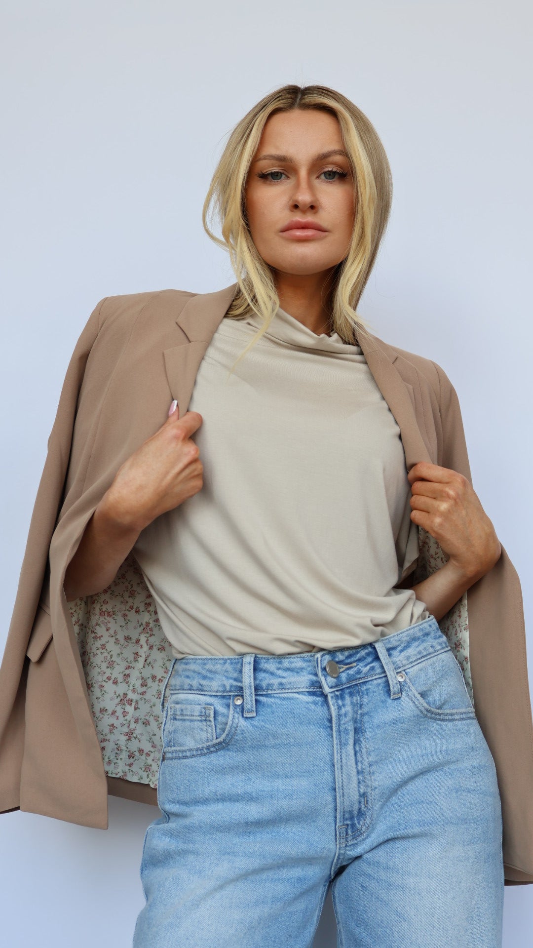 Short Sleeve Mock Neck Top