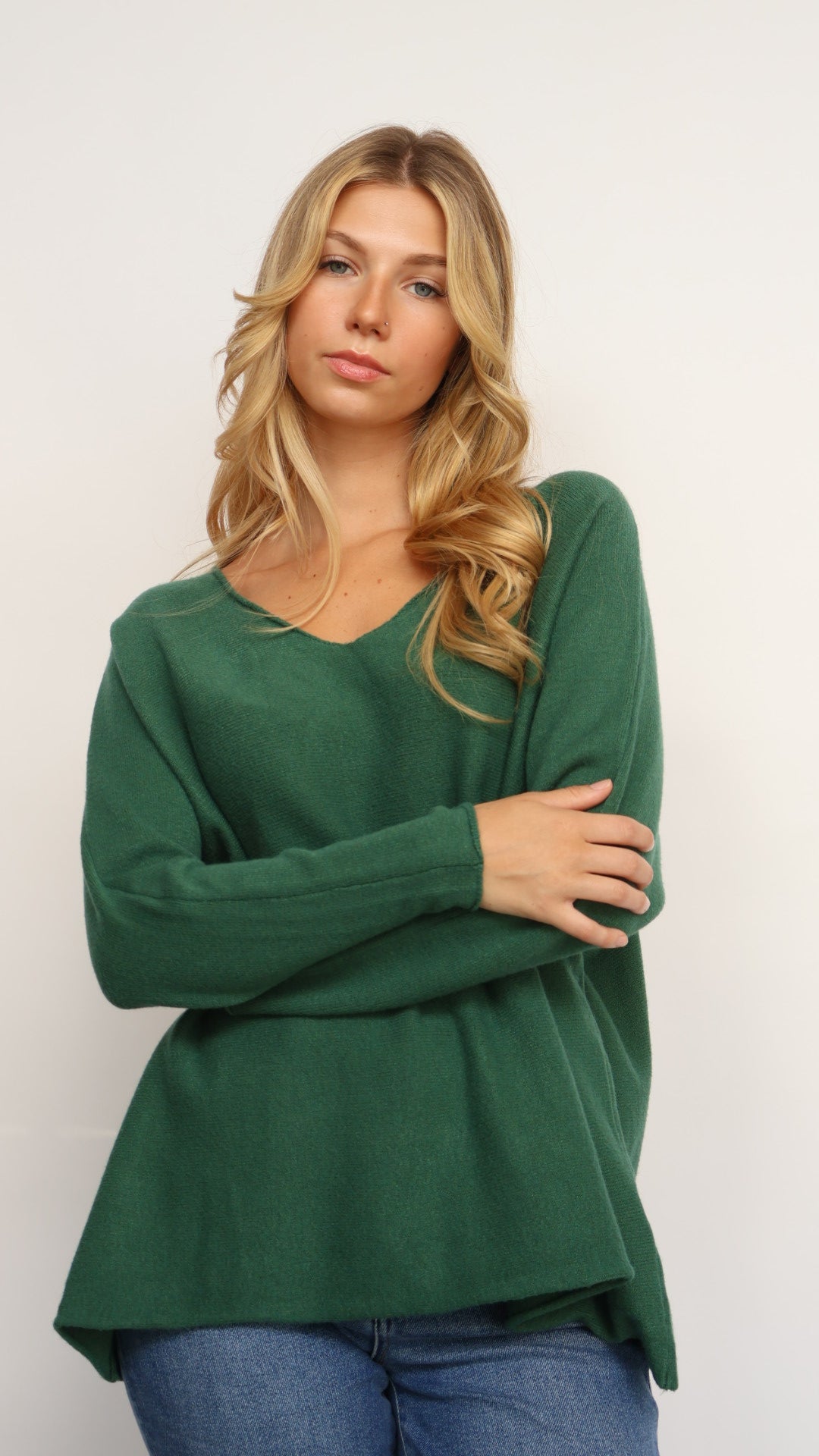 Pinch Butter Soft V-Neck Loose Fit Sweater – Hunter Green