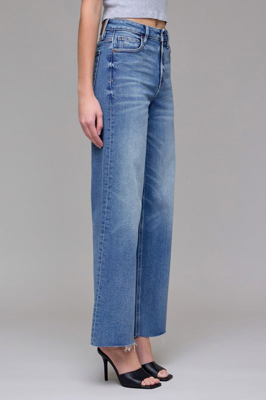 Logan Dad Wide Leg Jeans