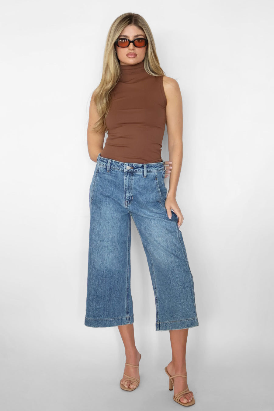 Just Black Denim Side Seam Wide Capri Jeans