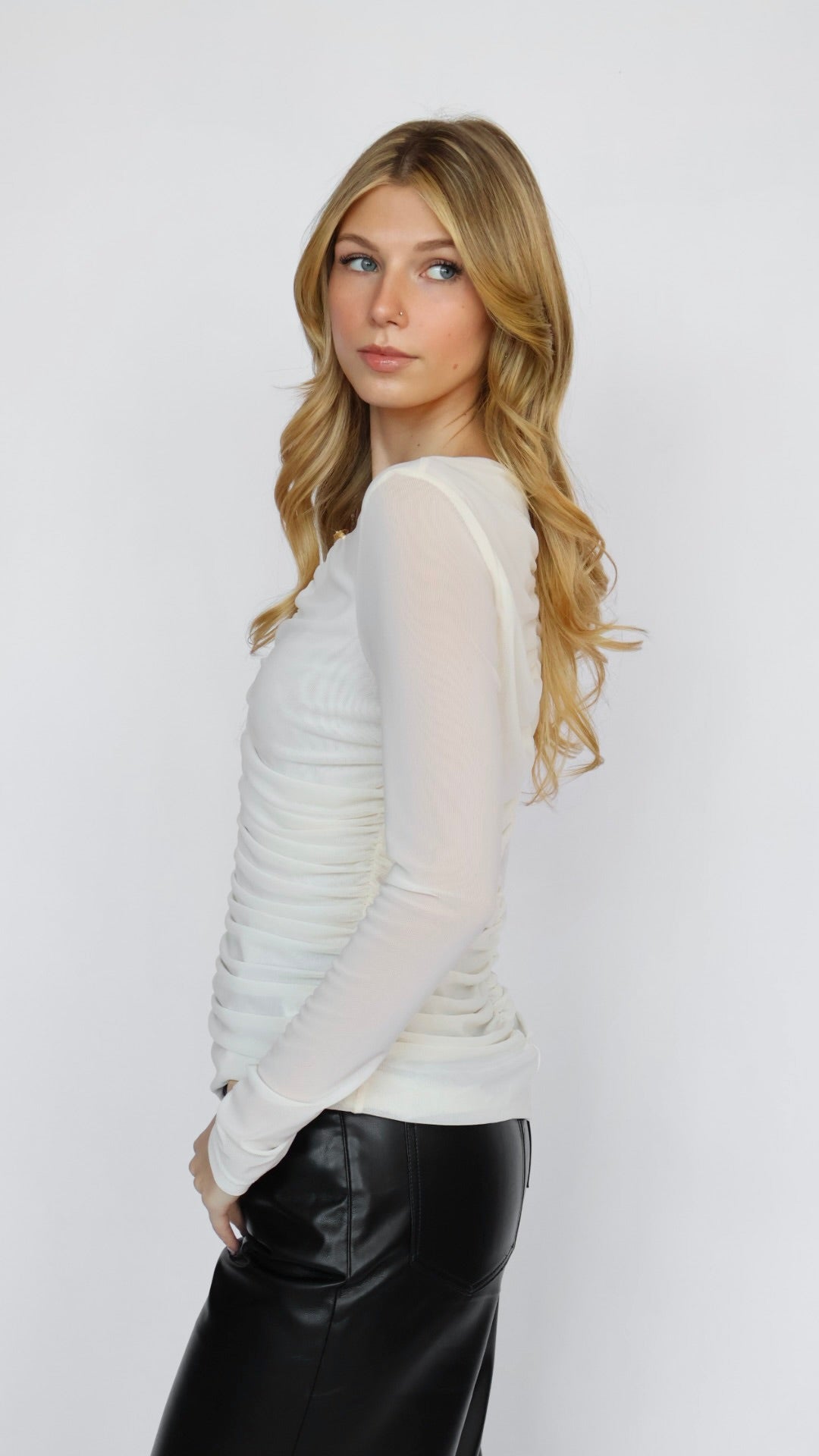 ASTR Yasmine Top : Ruched Front Dress Top