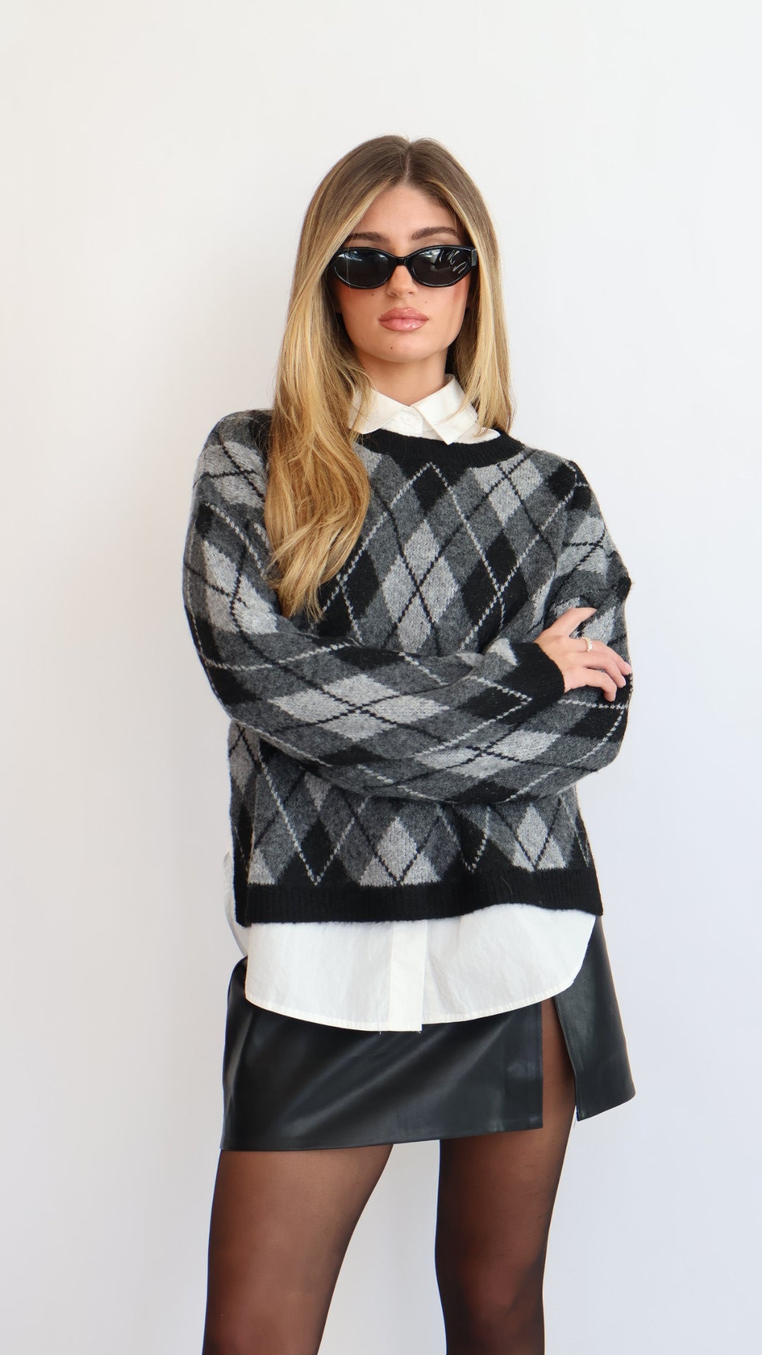 Argyle Pattern Crew Neck Sweater