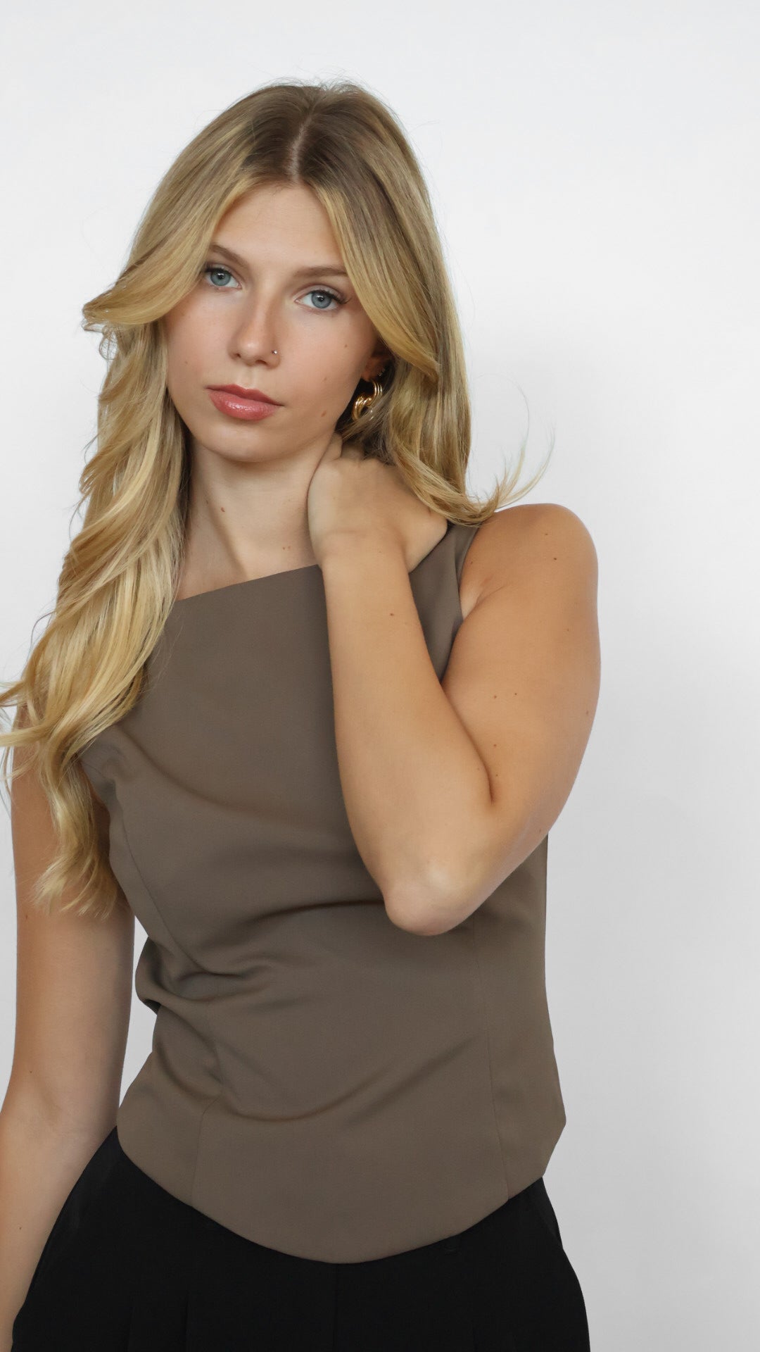 Structured Boat Neck Dress Top
