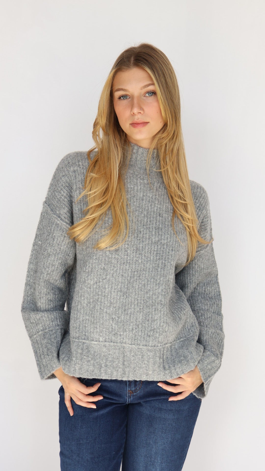 Mock Neck Knit Pullover Sweater
