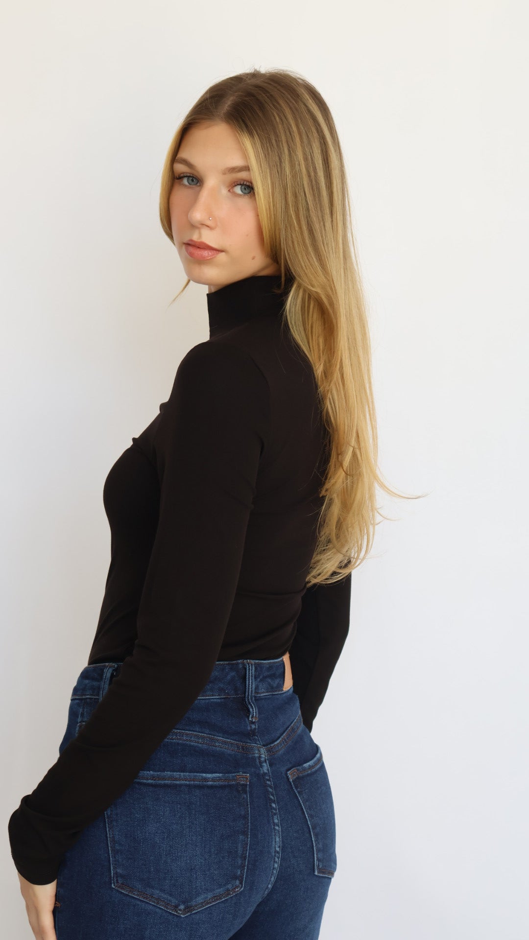 Fitted Second Skin Turtleneck