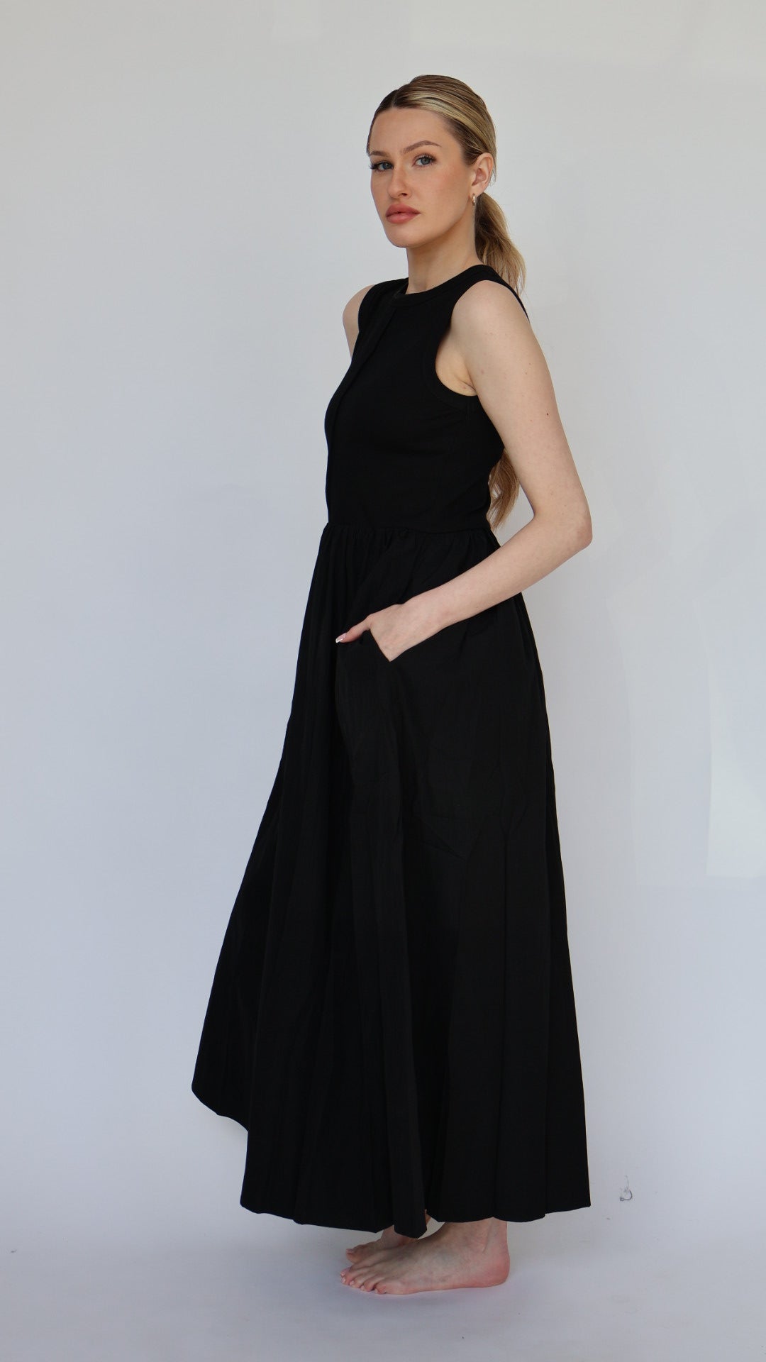 Amber Sleeveless Maxi Dress