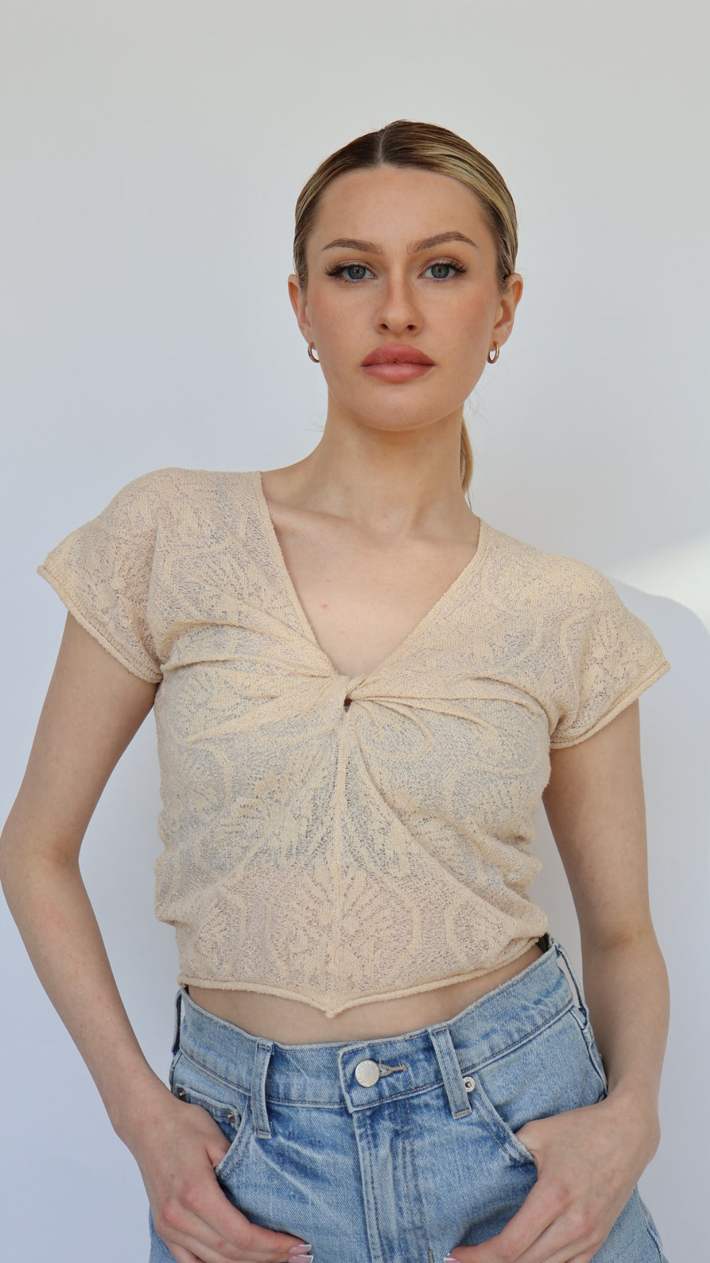 Twist Front Top