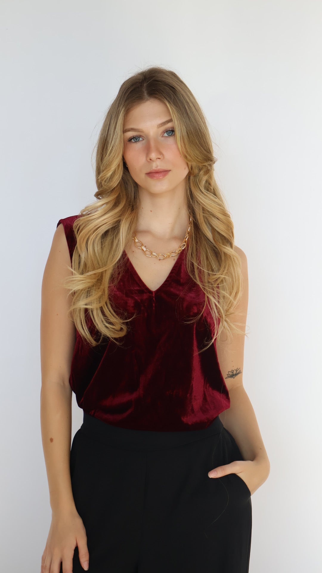 Jenni Sleeveless V Neck Velvet Top