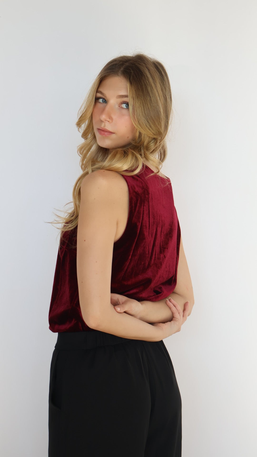 Jenni Sleeveless V Neck Velvet Top
