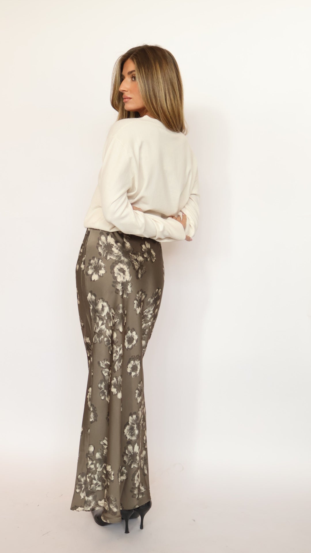 Floral Satin Elastic-waist Straight Maxi Skirt