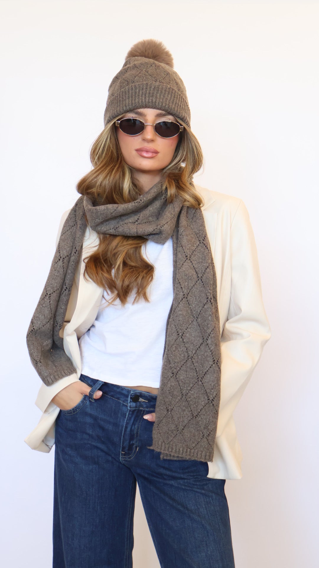 Diamond Pattern Solid Knit Winter Scarf