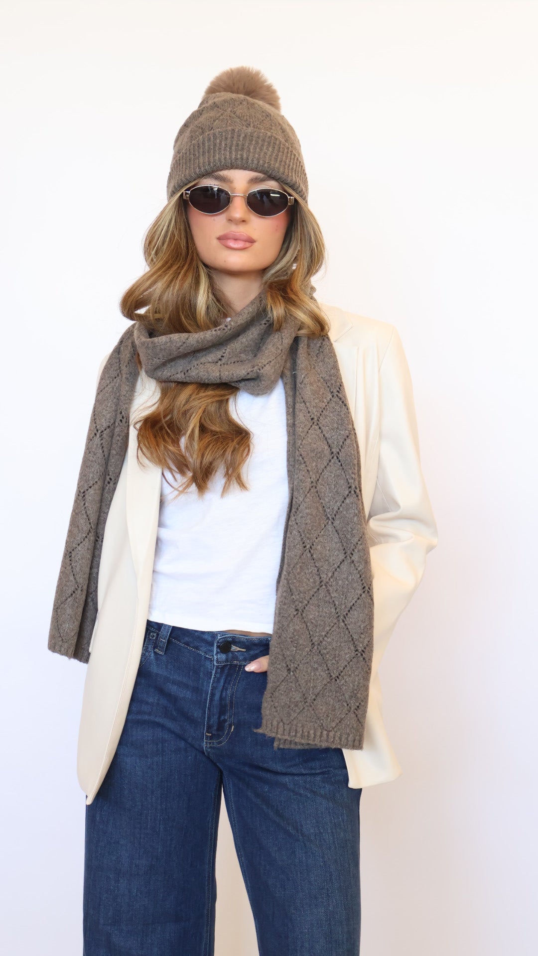 Diamond Pattern Solid Knit Winter Scarf