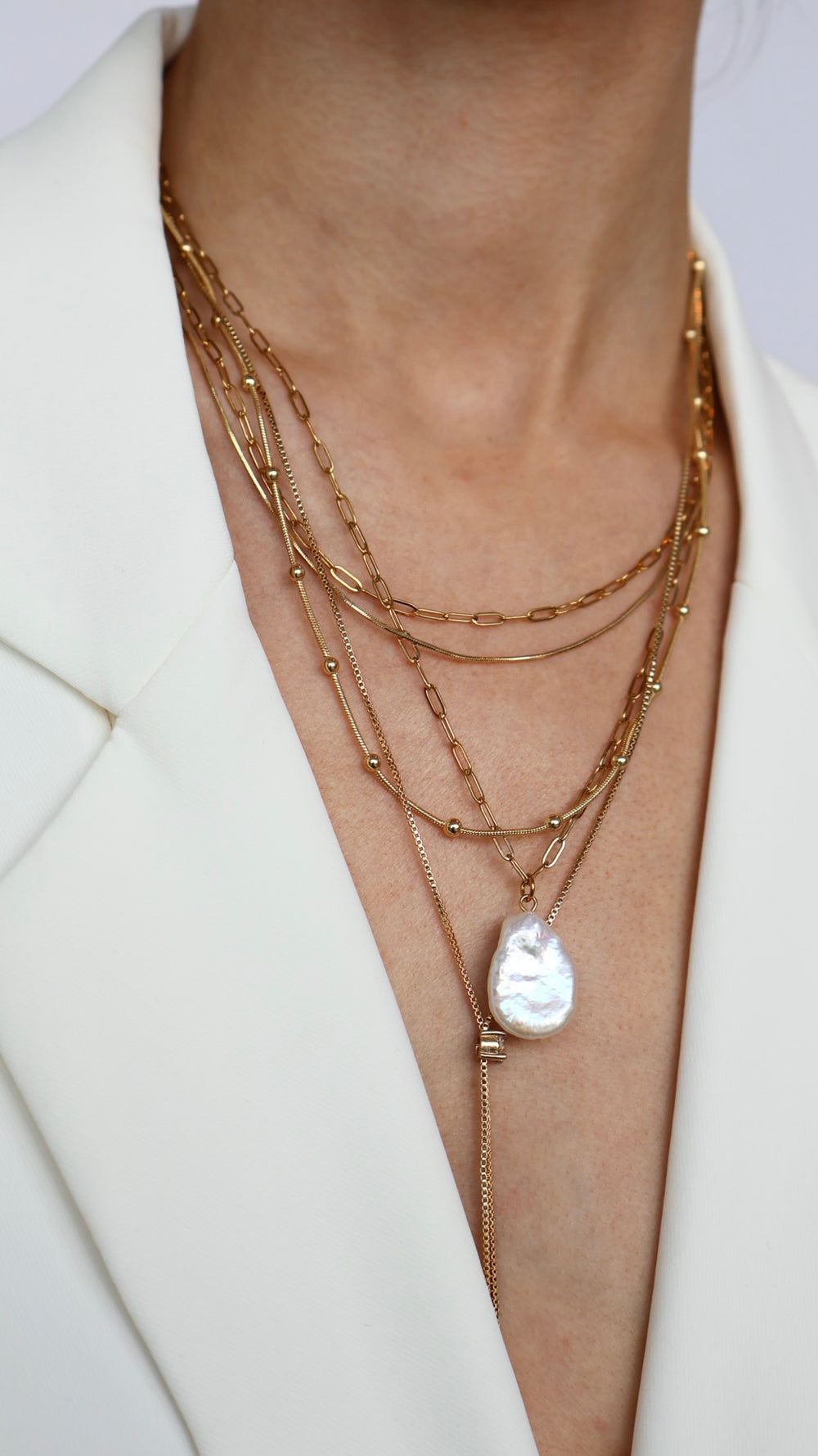 Corey Pendant Necklace